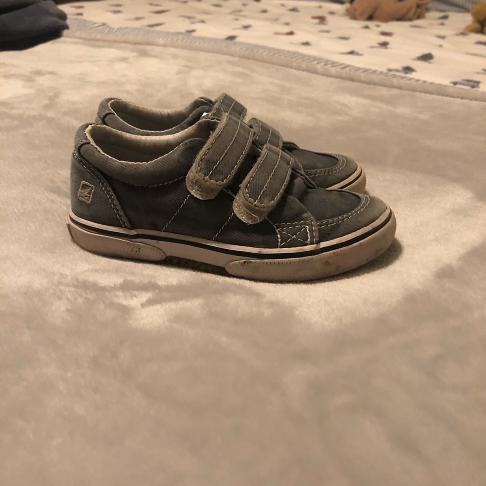 Toddler Sperry’s size 9